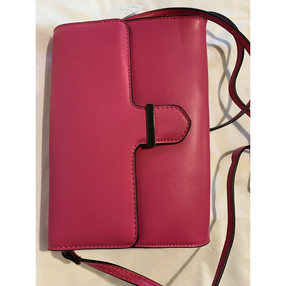 A New Day Pink Flap Closure Clutch W/detachable Crossbody Strap Purse NWT - Picture 2 of 11